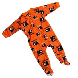 Orange NHL Flyers Hockey Philadelphia Sports Baby Onesie Pajamas Kids Size 6-9M!